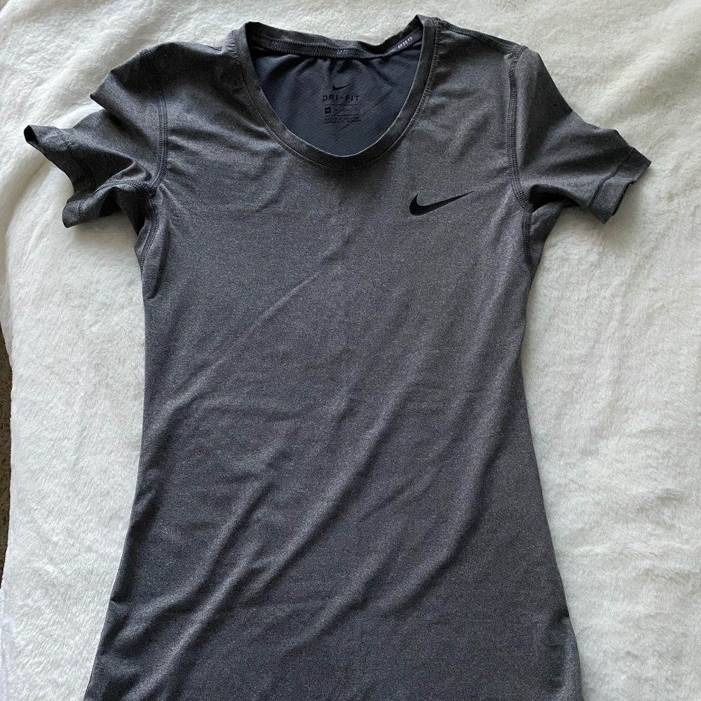 Nike Pro Womens workout top